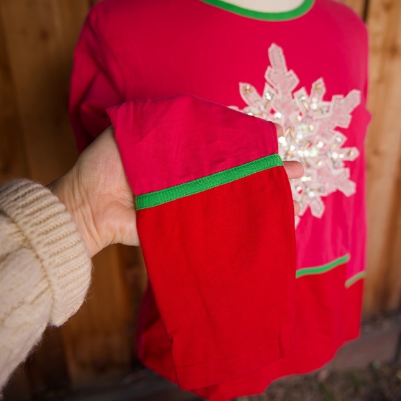 Vintage Y2K Michael Simon Beaded Snowflake Pink & Red Holiday Long Sleeve Shirt - Picture 10 of 16